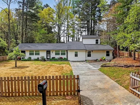 3785 Somerset Dr SW, Marietta, GA 30064