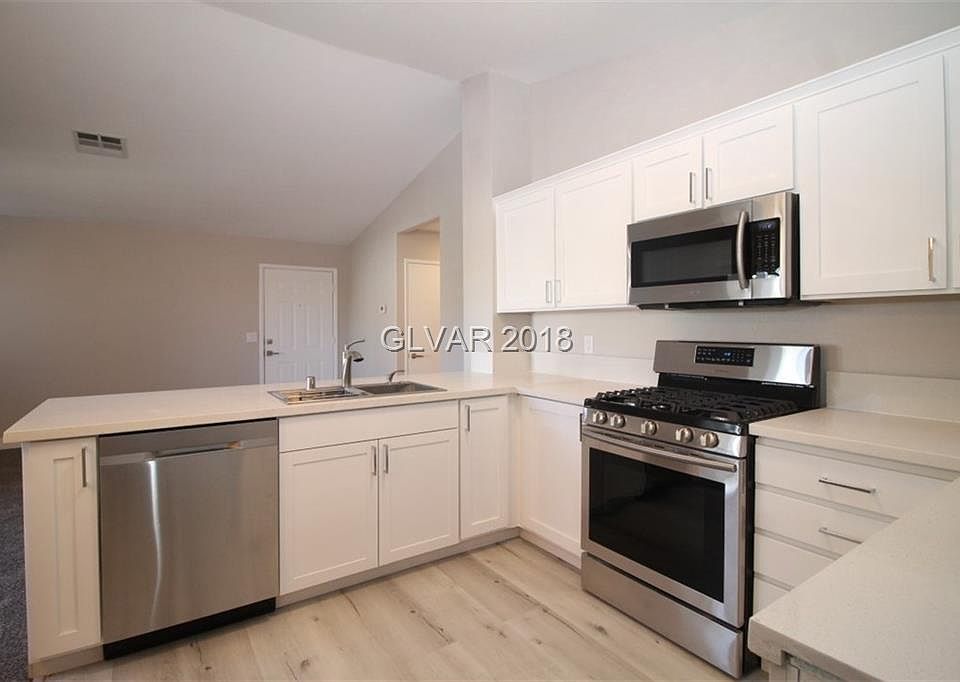 1st image of 7913 Foxwood Pl Unit 203
