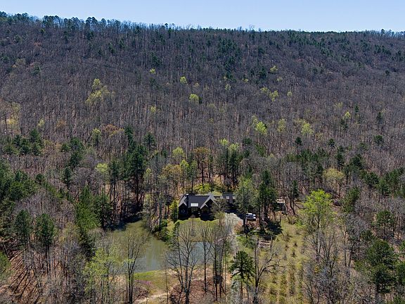 4th image of 1059 Radio Springs Rd SW