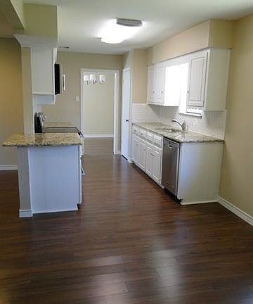 3rd image of 2015 Whitedove Dr