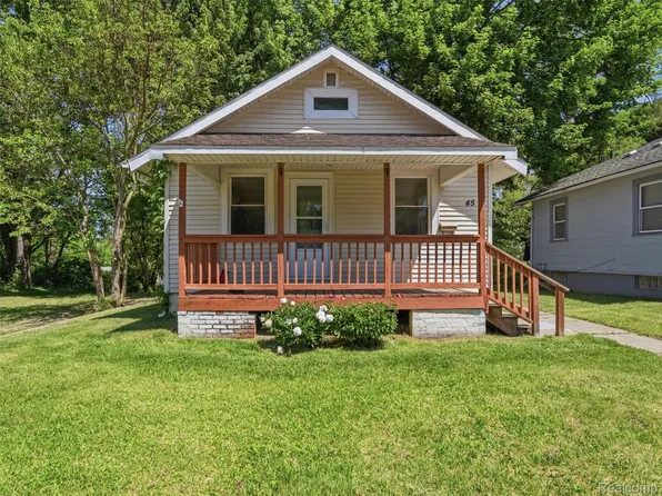 45 Kemp St, Pontiac, MI 48342
