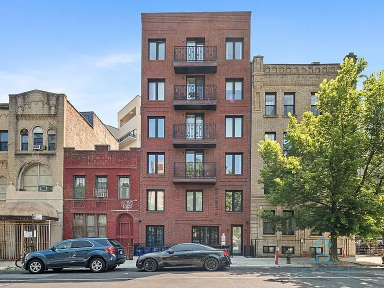 11 Lewis Ave #PENTHOUSE — Photo 20