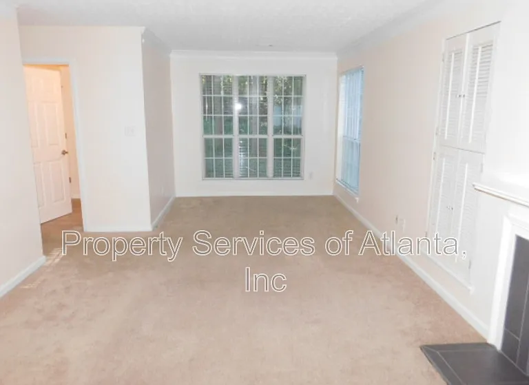11215 Abbotts Station Dr — Photo 8