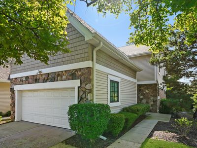 2571 Essex Dr, Northbrook, IL, 60062
