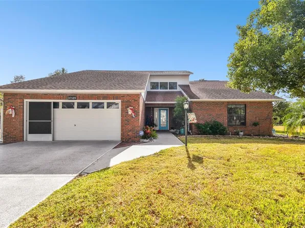 37120 Foxrun Pl, Zephyrhills, FL 33542