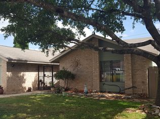 102 Lehmann St, Boerne, TX 78006