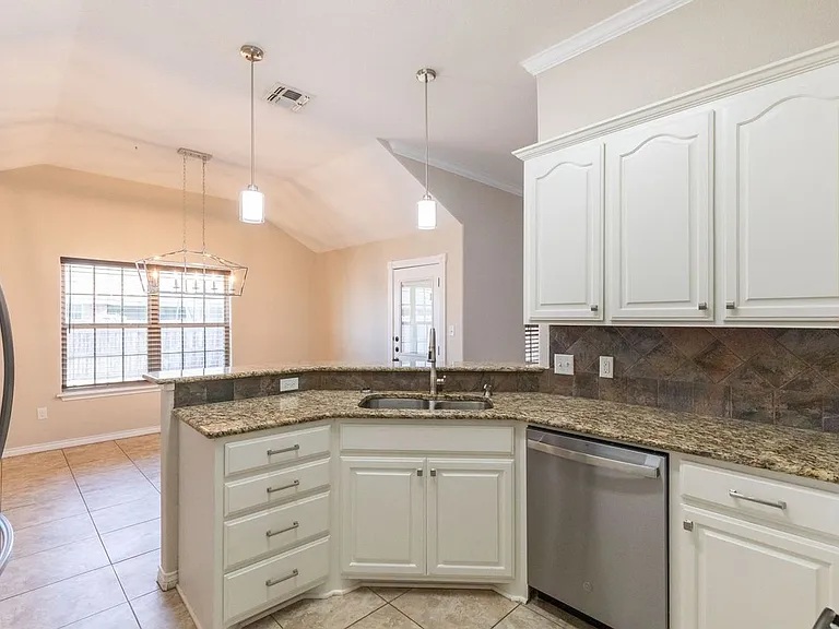 1234 Briar Cliff Path — Photo 13