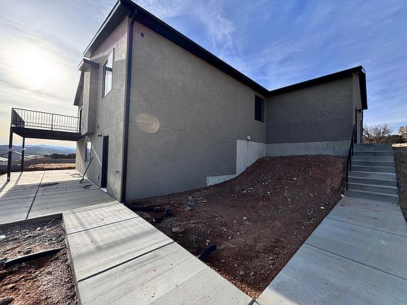 4th image of 2509 W Scenic Dr