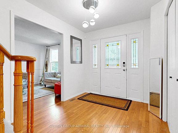 5th image of 879 Peggoty Cir