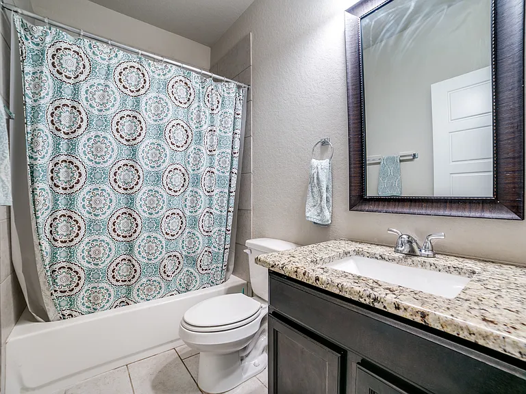 8916 Monument Parke — Photo 21