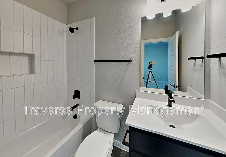 2013 Tolleson Dr — Photo 16