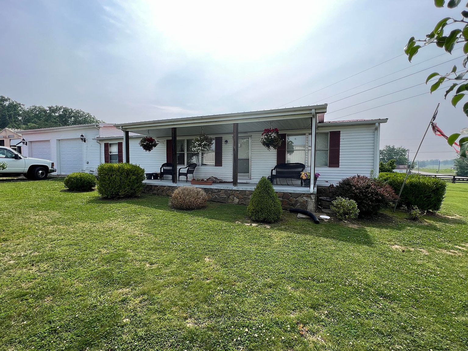 27 Knobs Lick Rd, Owingsville, KY 40360 MLS 23012262 Zillow