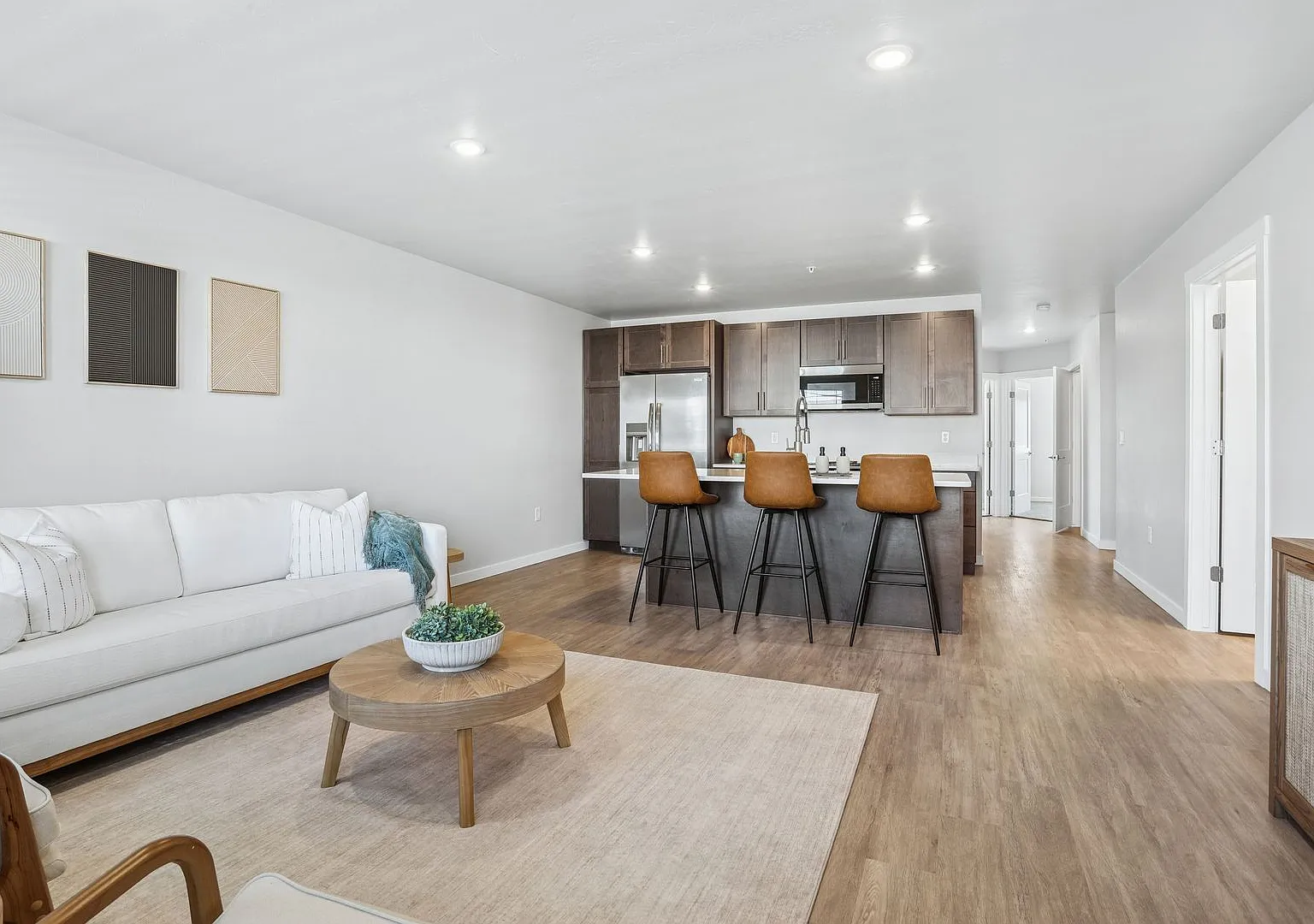 1580 Main Townhomes and Apartments — Photo 4