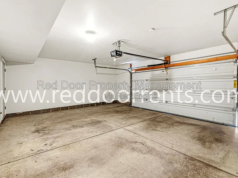 13340 Golden Gate Dr E — Photo 33