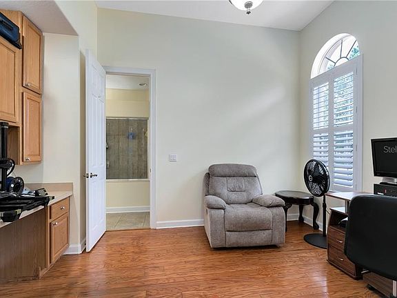 3rd image of 7662 Saint Stephens Ct