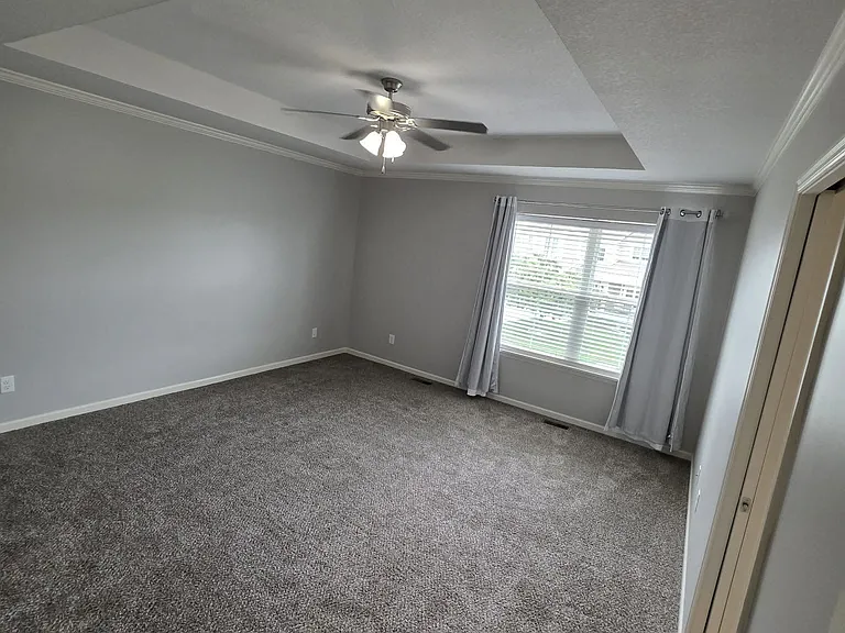 1001 SW Arborfair Dr — Photo 16