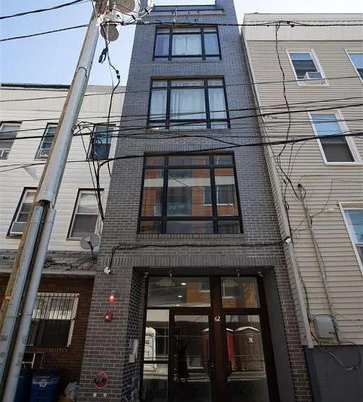 62 Newkirk St #5B — Photo 8