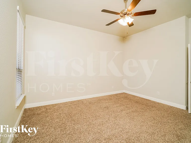 15013 Gladstone Dr — Photo 15