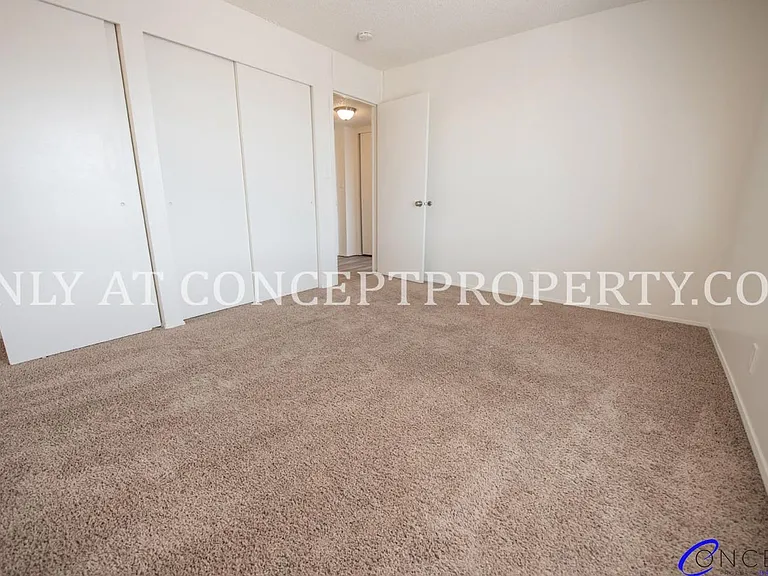 Foothill Terrace — Photo 238