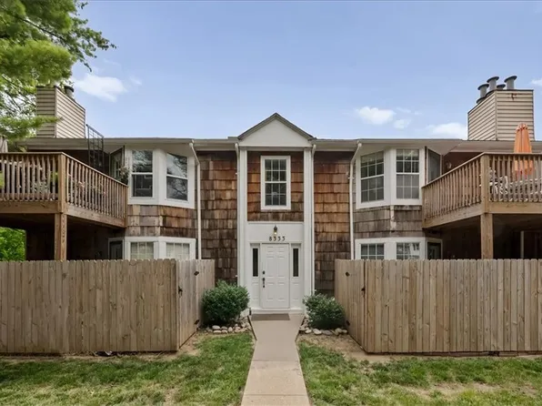 8333 Lowell Ave APT 3, Overland Park, KS 66212