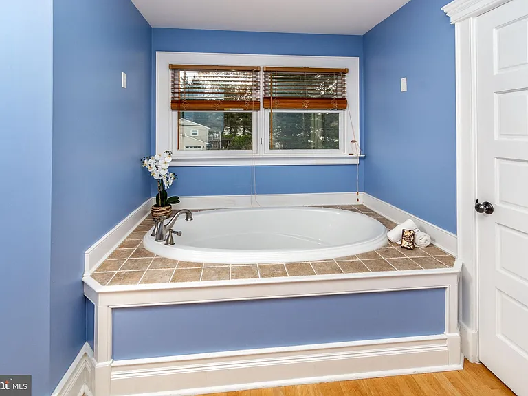24 Camelia Ct — Photo 27