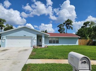 191 Sunflower Cir, Royal Palm Beach, FL 33411