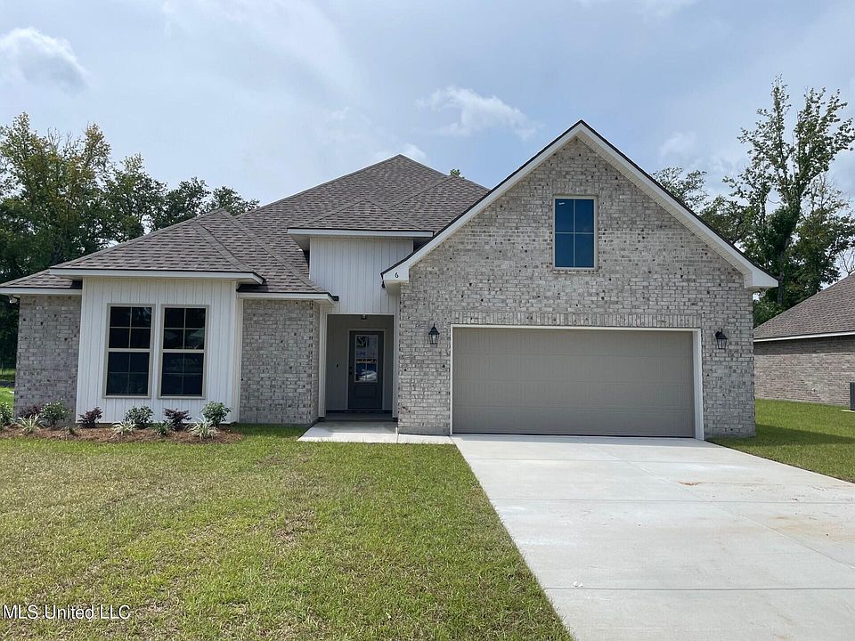 1st image of 6 Alexandria Grace Dr