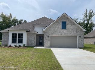 6 Alexandria Grace Dr, Long Beach, MS 39560