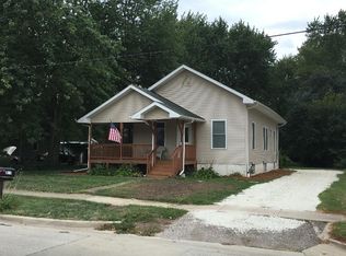 811 Kenwood Rd, Champaign, IL 61821