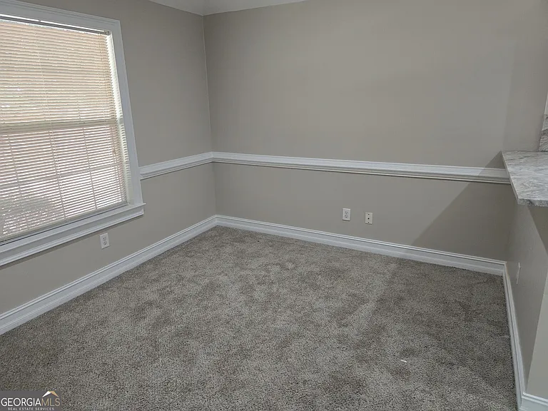 293 Eagle Way — Photo 8