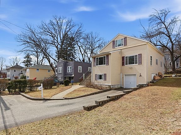 3rd image of 20 Jennings Rd