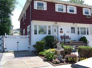 300 Rudyard St, Staten Island, NY 10306