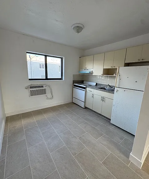 1501 SW 7th St #4 — Photo 11