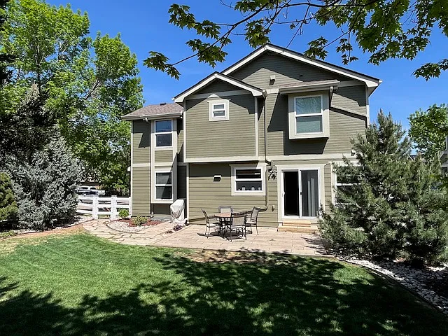 2263 Muir Ln — Photo 22