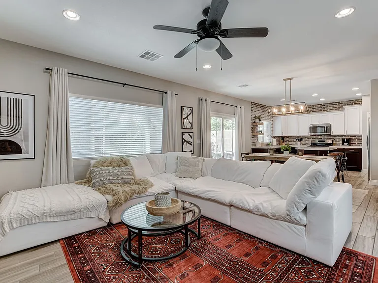 10233 Gibson Isle Dr — Photo 9