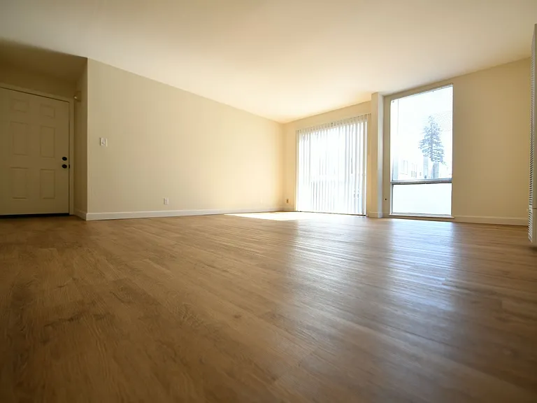 2418 Dwight Way — Photo 3