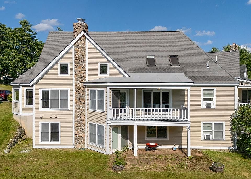 1st image of 33 Wintercroft Circle #5