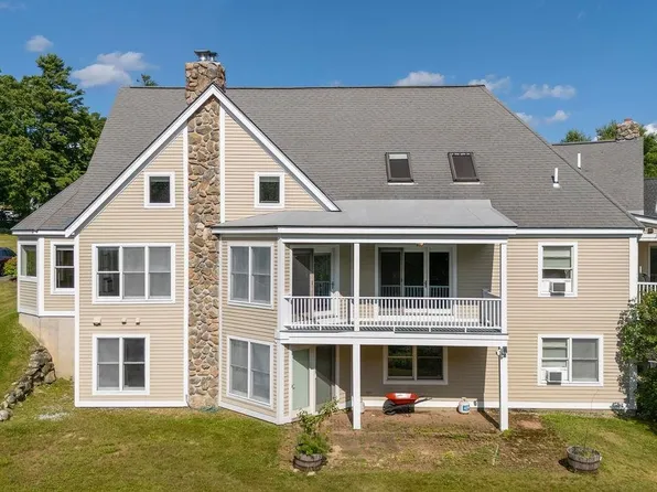 33 Wintercroft Circle #5, Grantham, NH 03753