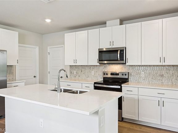 7th image of this home