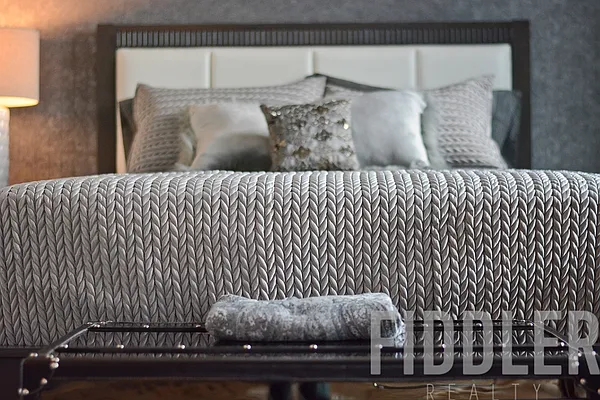 Rented by Fiddler Realty | media 180