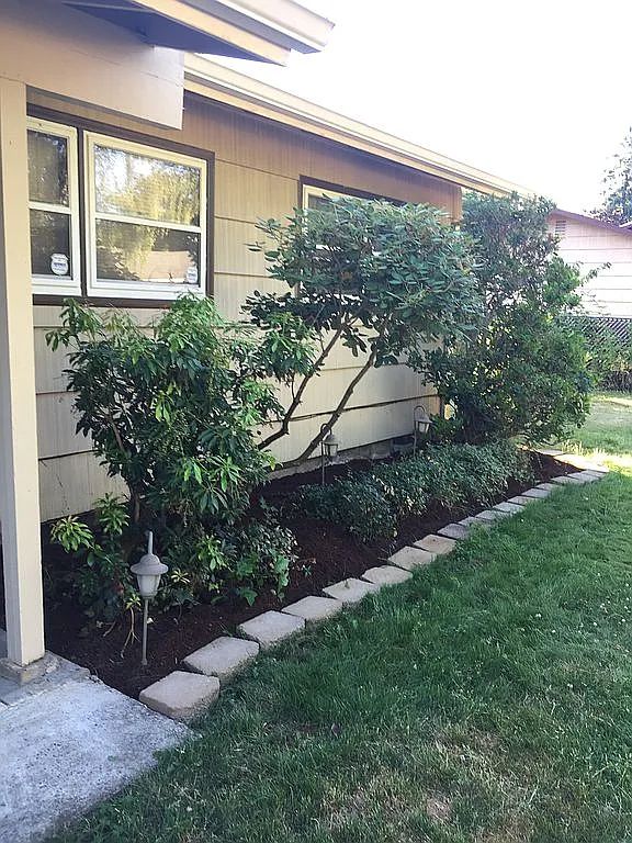 35 SE 167th Ave photo 1