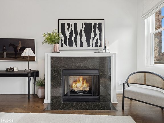 4th image of 1616 W Montrose Ave APT 3E