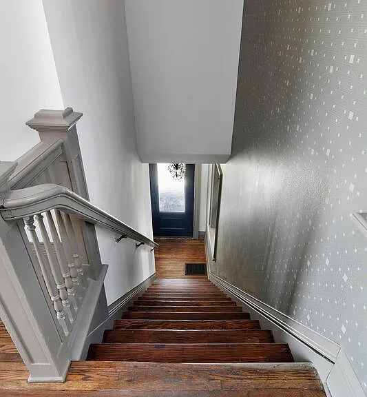 102 Florida St — Photo 5
