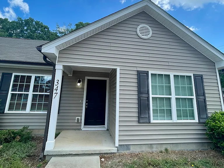 347 E Pine Ave — Photo 1