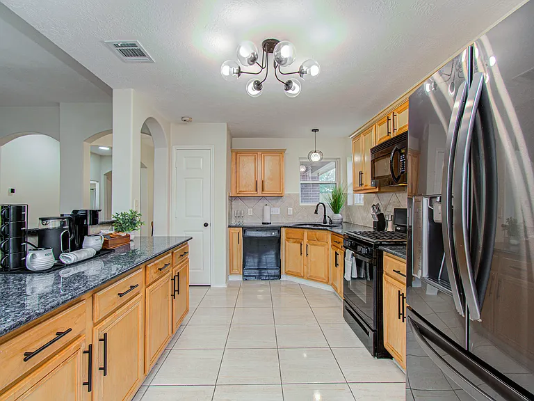 7211 Crescent Mills Dr — Photo 12