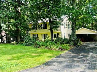 5093 Cobblestone Rd, Winston Salem, NC 27106