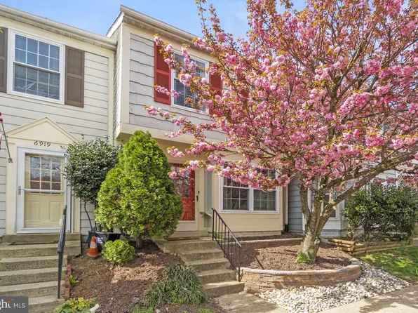 6917 Chiswick Ln, Alexandria, VA 22310