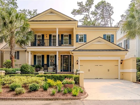 29 Crosstree Dr, Hilton Head Island, SC 29926