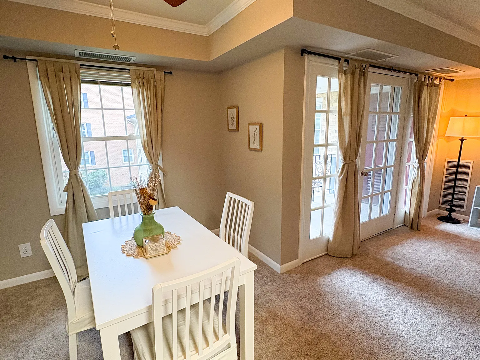 Lyndhurst Dr, Fairfax — Photo 4