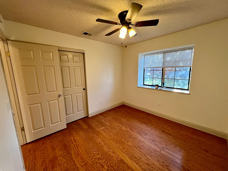 6024 Billabong Ct — Photo 10